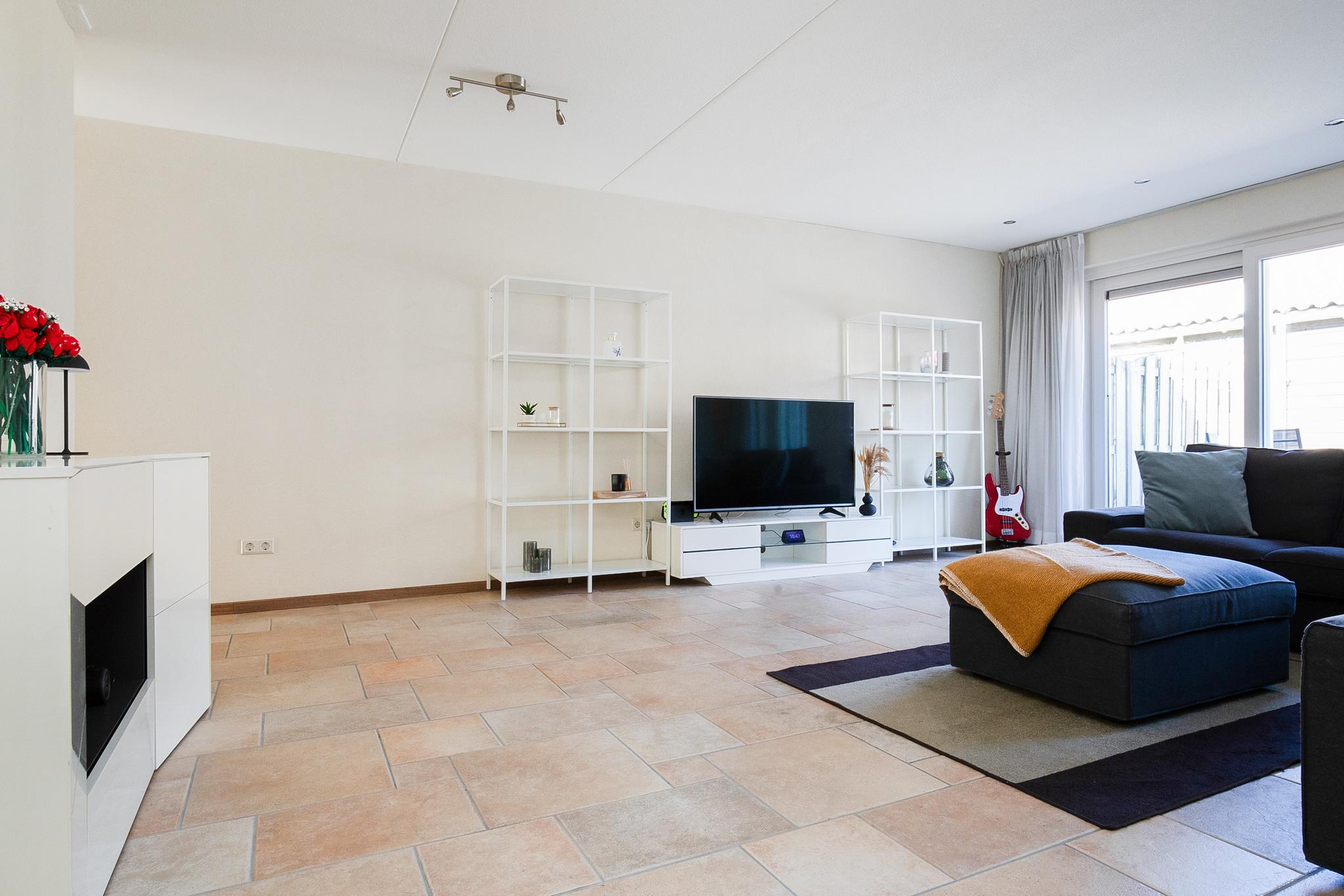 Bramerveld 51 , 2151 LA Nieuw-vennep 9